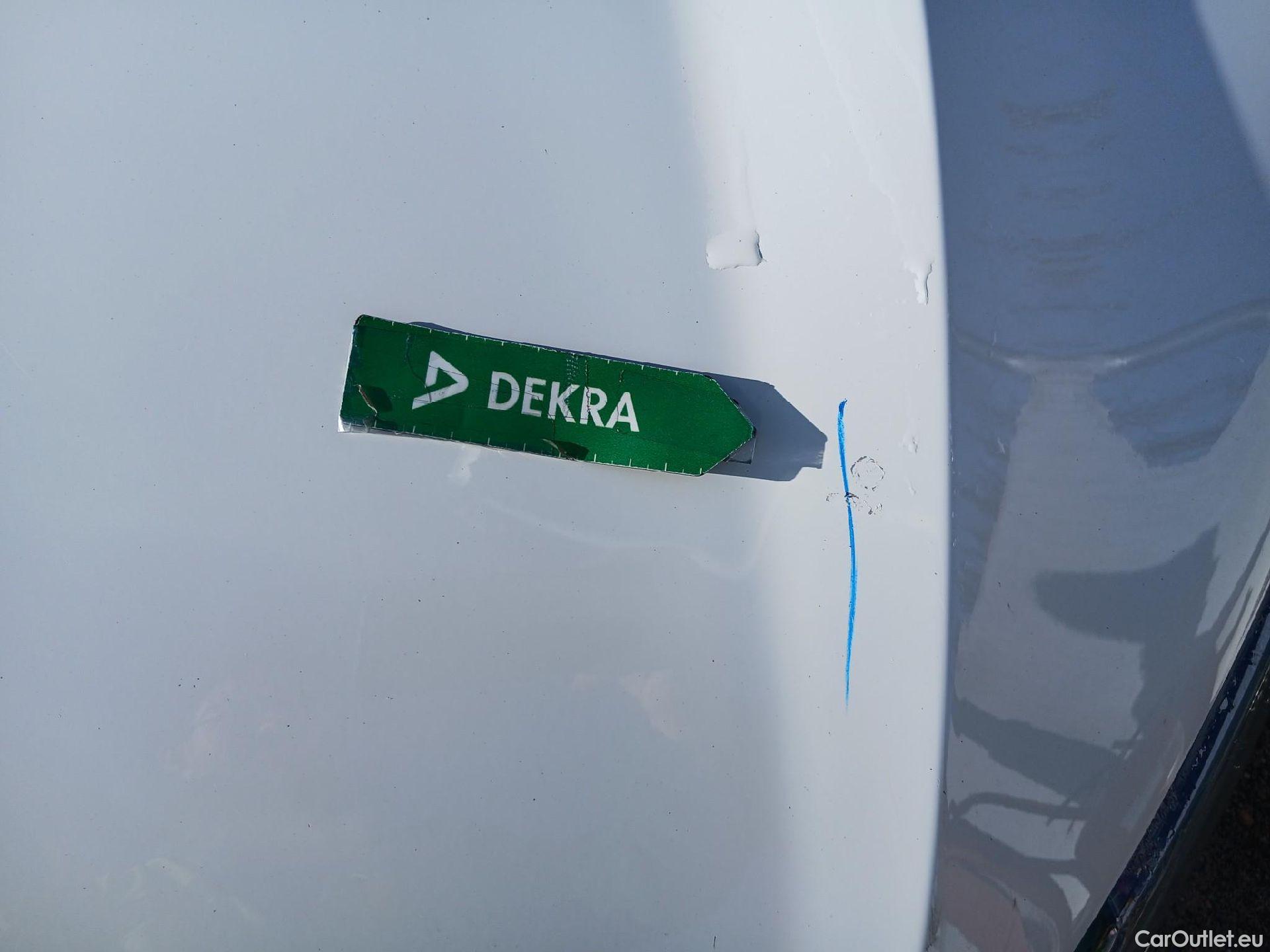  Nissan  Qashqai NISSAN  / 2017 / 5P / todoterreno DIG-T 103 kW (140 CV) E6D ACENTA #9