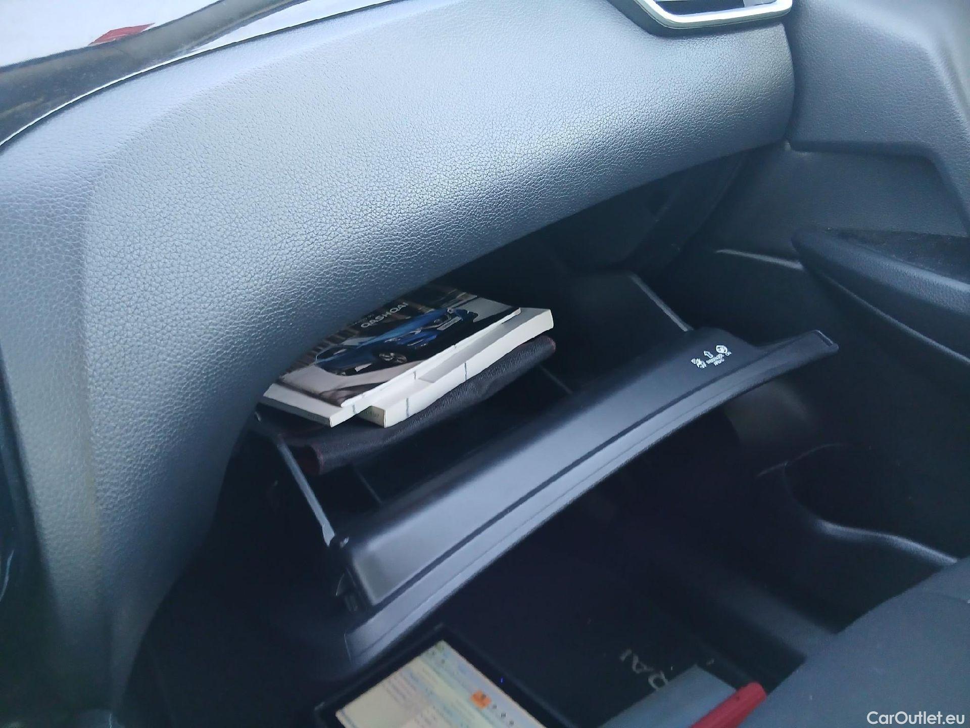  Nissan  Qashqai NISSAN  / 2017 / 5P / todoterreno DIG-T 103 kW (140 CV) E6D ACENTA #1