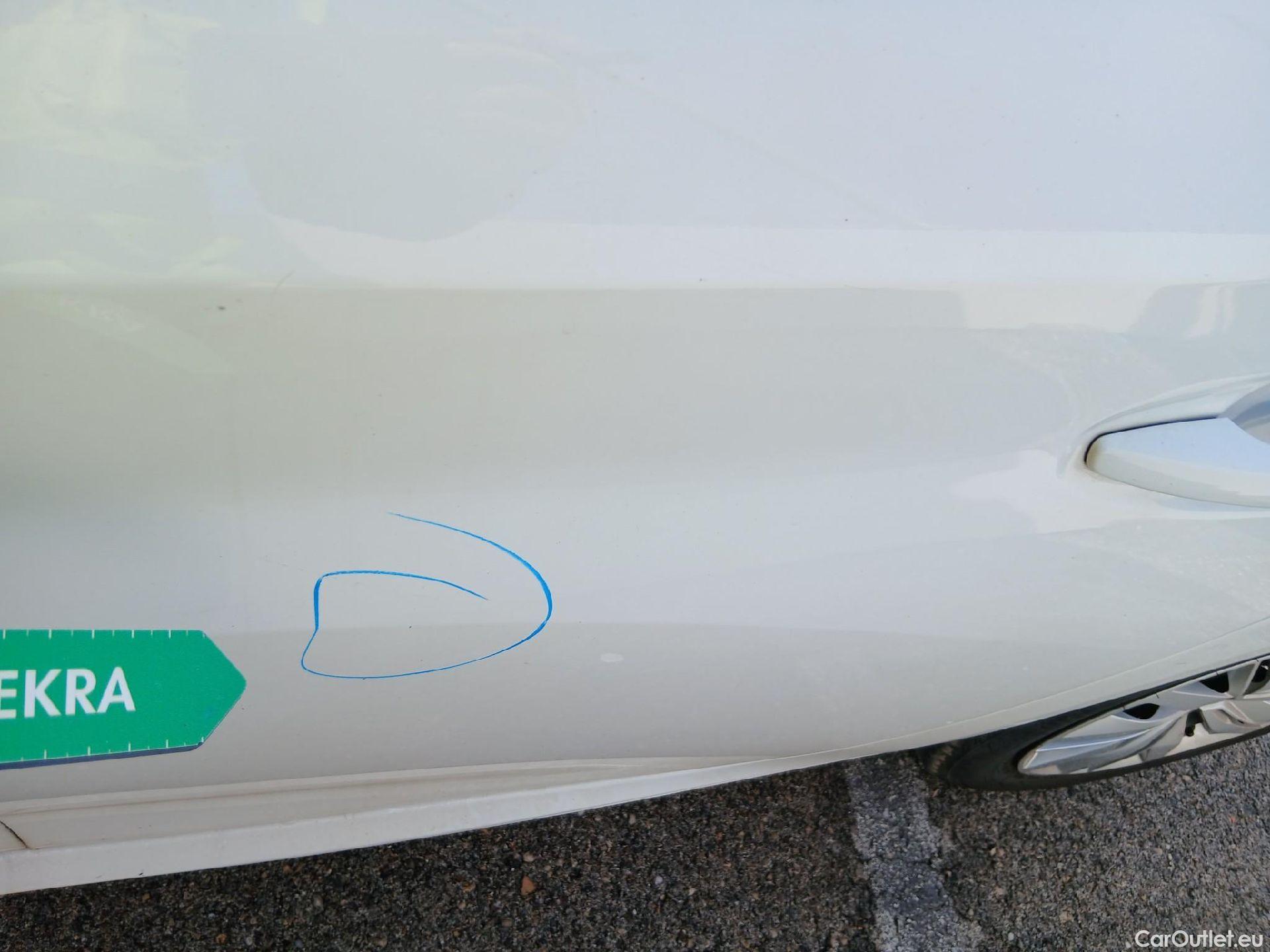  Peugeot  208  Active 1.5 HDi 100CV MT6 E6d #19