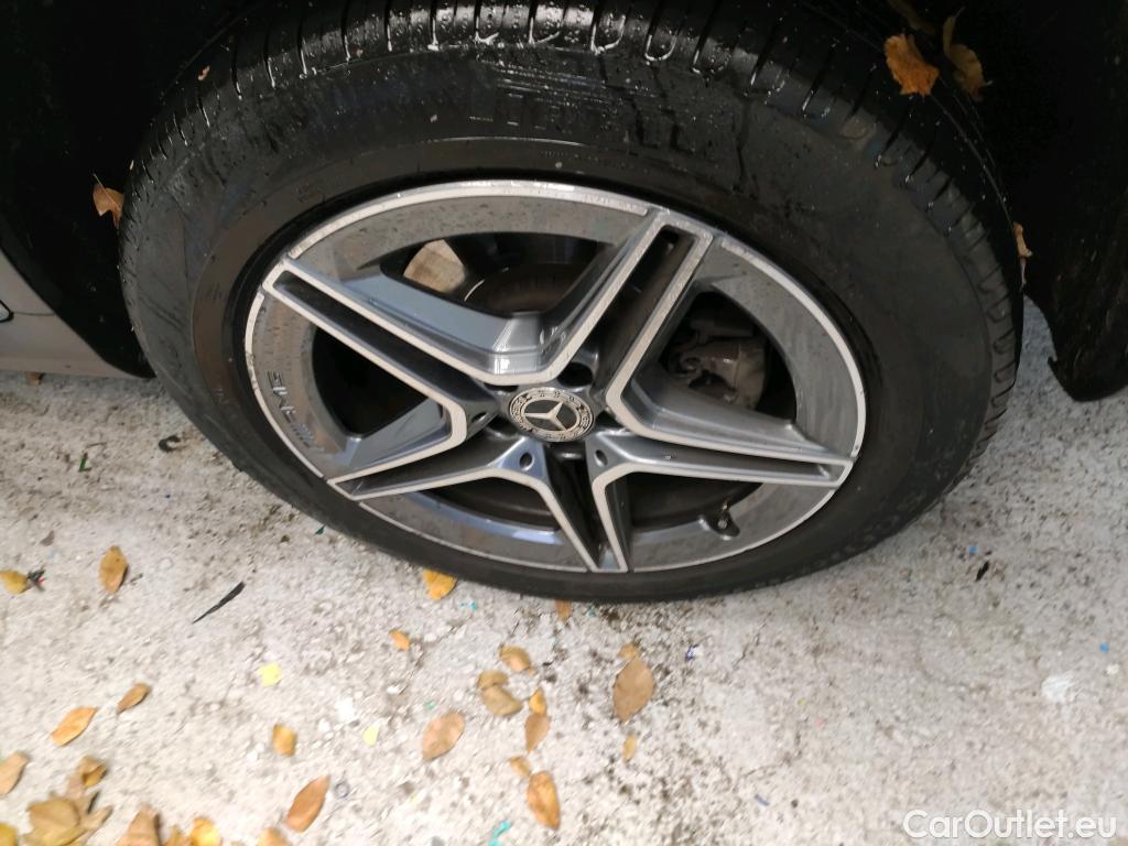  Mercedes  G-Klasee MERCEDES-BENZ Clase GLC / 2019 / 5P / todoterreno GLC 300 de 4MATIC #3