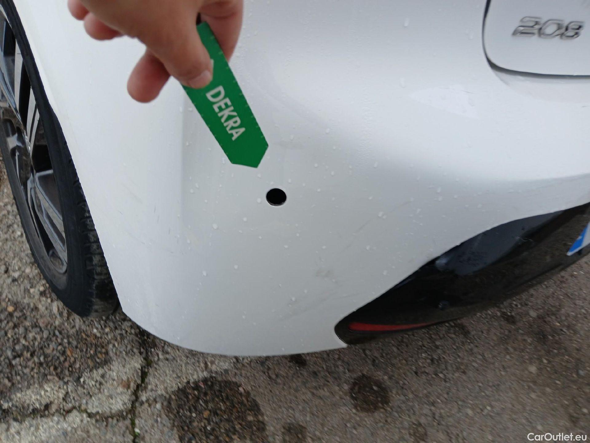  Peugeot  208 PEUGEOT  / 2019 / 5P / berlina con portón PureTech 73kW (100CV) Allure (CX) #22