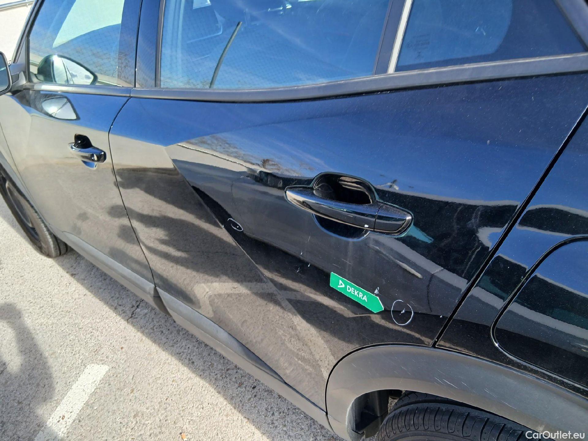  Peugeot  2008 PEUGEOT  / 2019 / 5P / todoterreno Active Puretech 100 S&S BVM6 #16