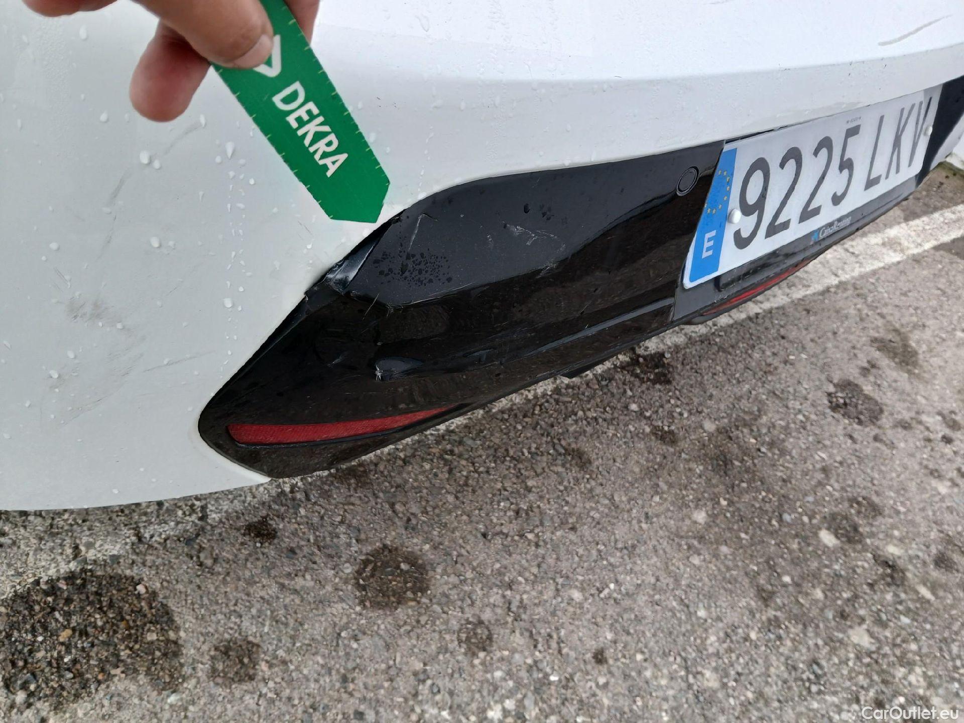  Peugeot  208 PEUGEOT  / 2019 / 5P / berlina con portón PureTech 73kW (100CV) Allure (CX) #25