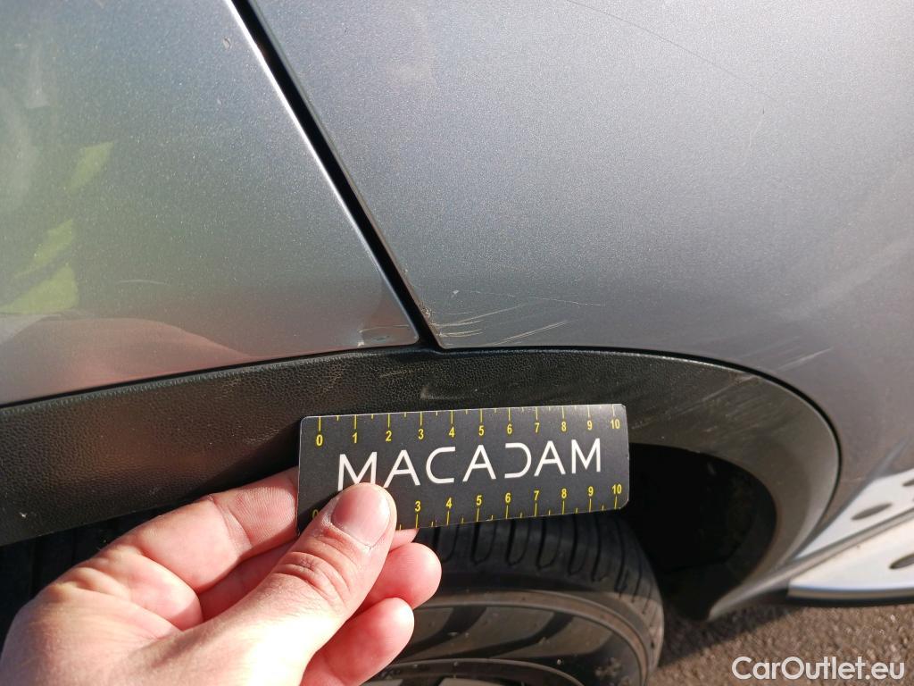  Mercedes  G-Klasee MERCEDES-BENZ GLC Coupé / 2019 / 5P / coupé GLC 300 de 4MATIC #24