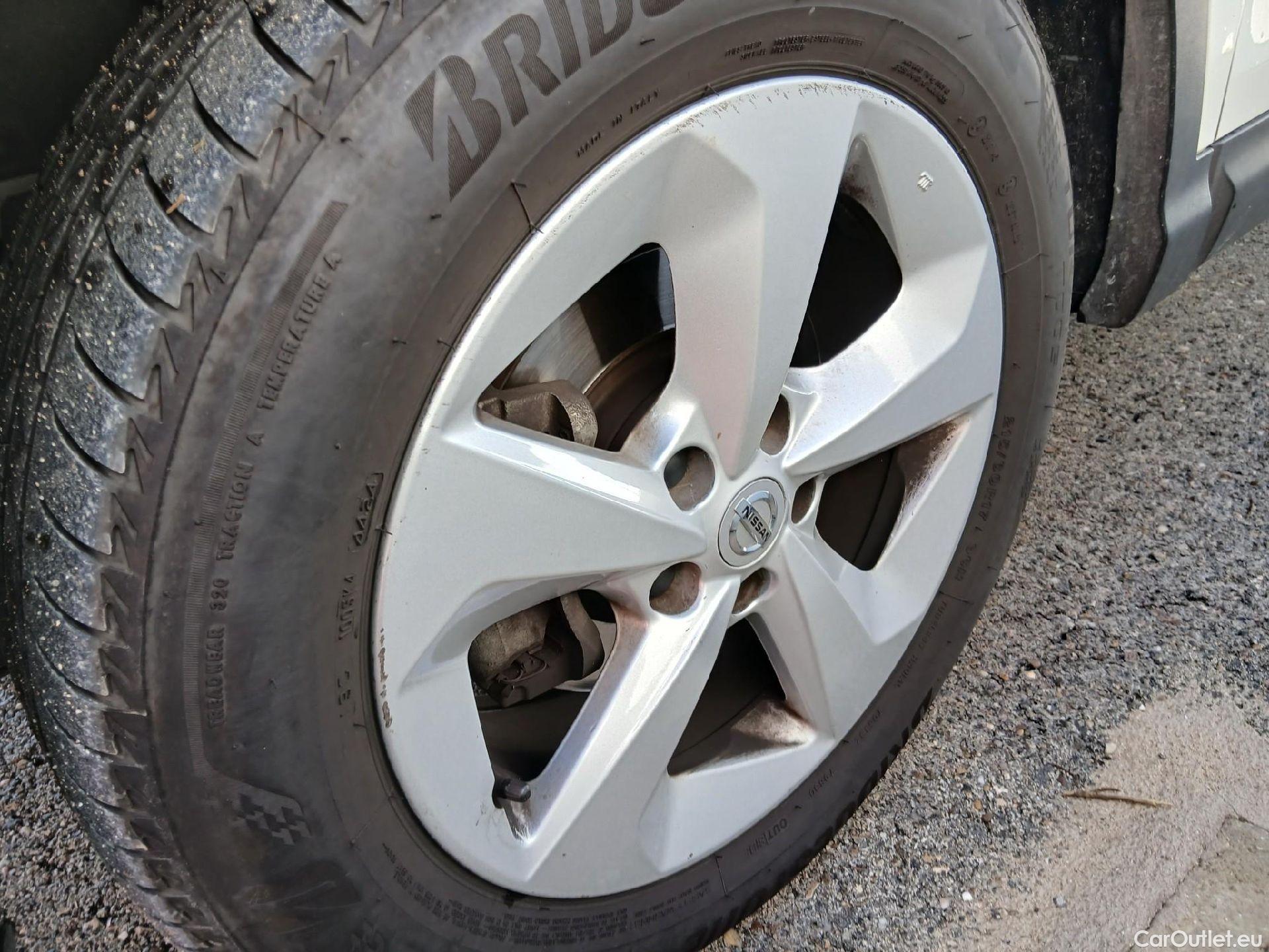  Nissan  Qashqai NISSAN  / 2017 / 5P / todoterreno DIG-T 103 kW (140 CV) E6D ACENTA #10