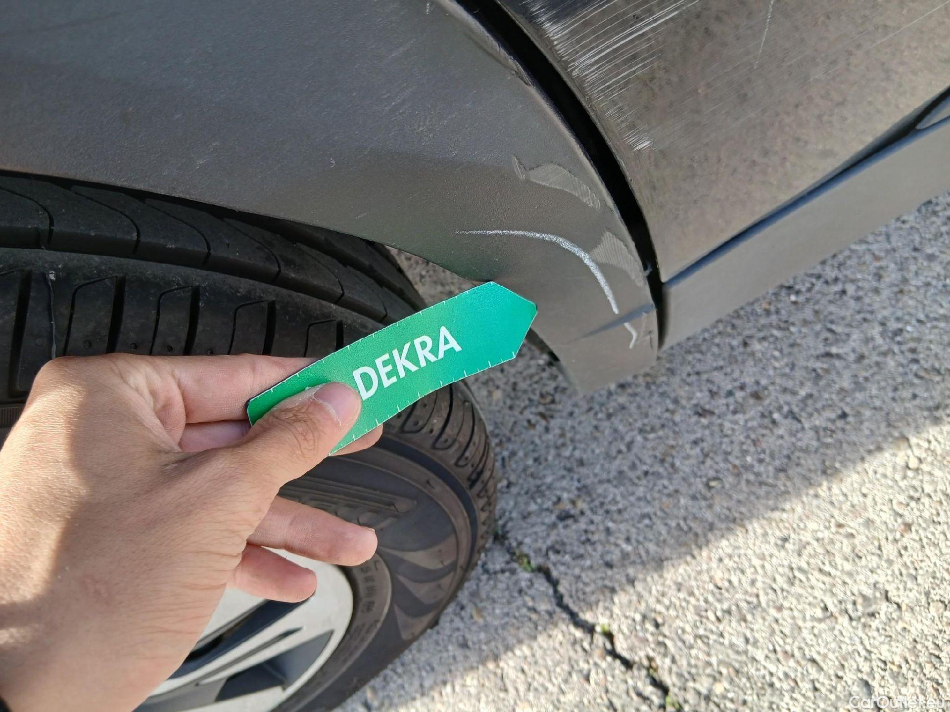  Peugeot  2008 PEUGEOT  / 2019 / 5P / todoterreno Active Puretech 100 S&S BVM6 #31