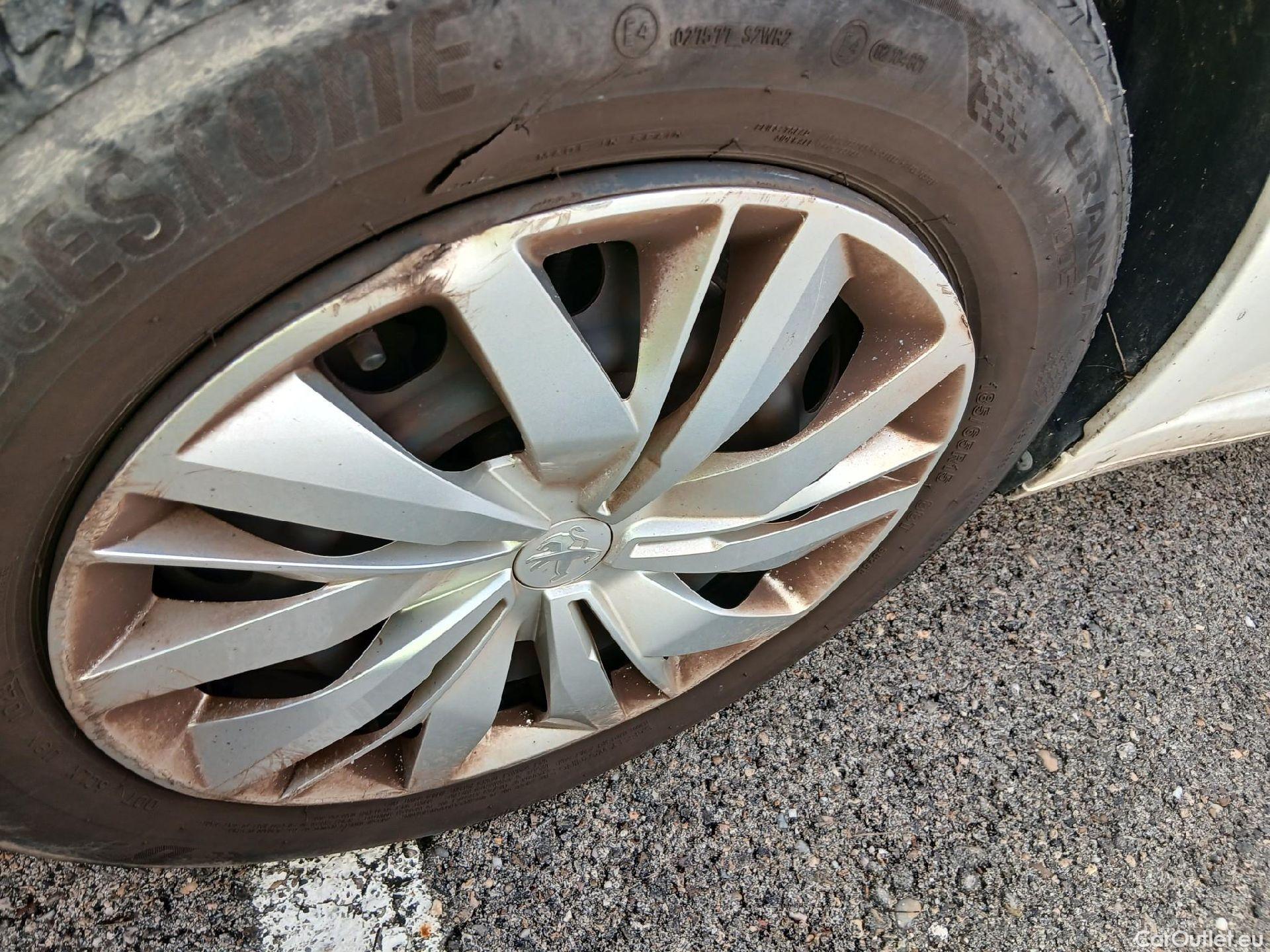  Peugeot  208  Active 1.5 HDi 100CV MT6 E6d #4