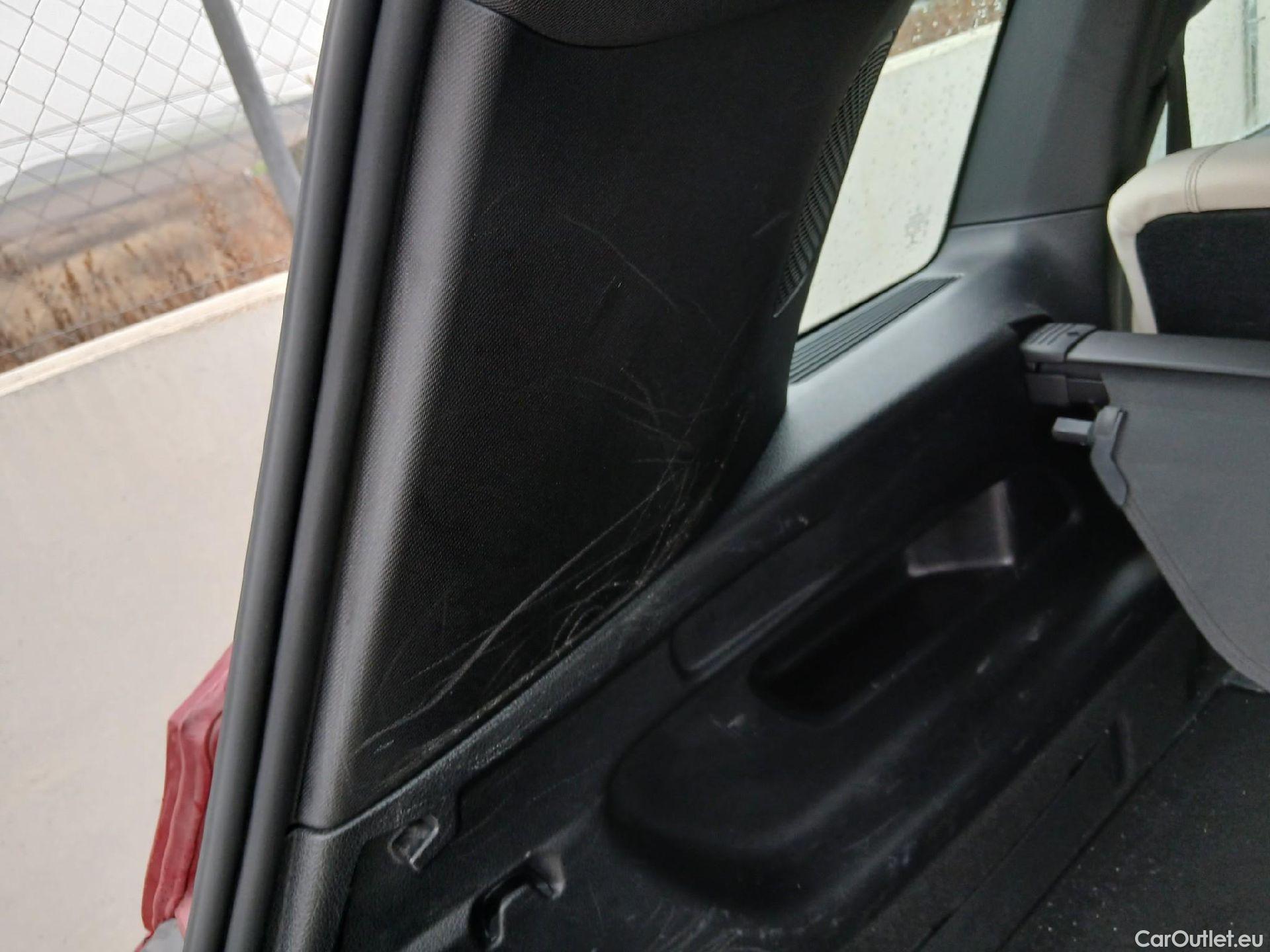  Mercedes  GLB MERCEDES-BENZ  / 2019 / 5P / todoterreno 2.0  200 D 4MATIC DCT 110KW (150CV) #10