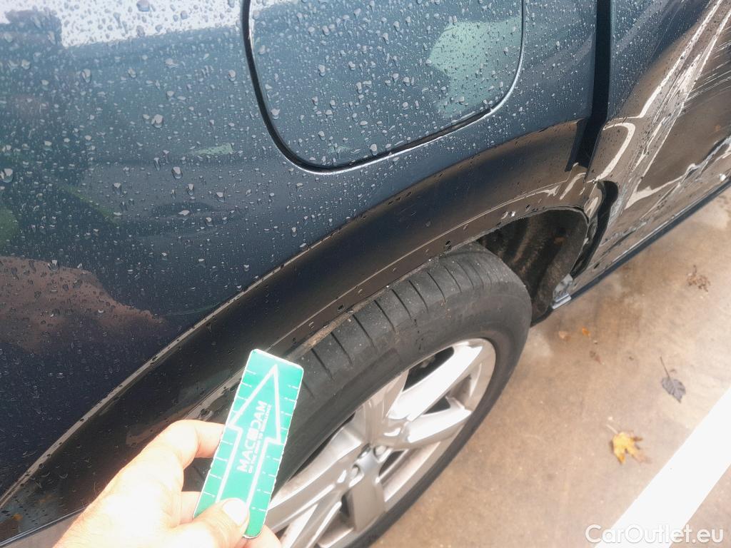  Volvo  XC90 VOLVO  / 2019 / 5P / todoterreno 2.0 B5 D AWD Momentum Pro Auto #13