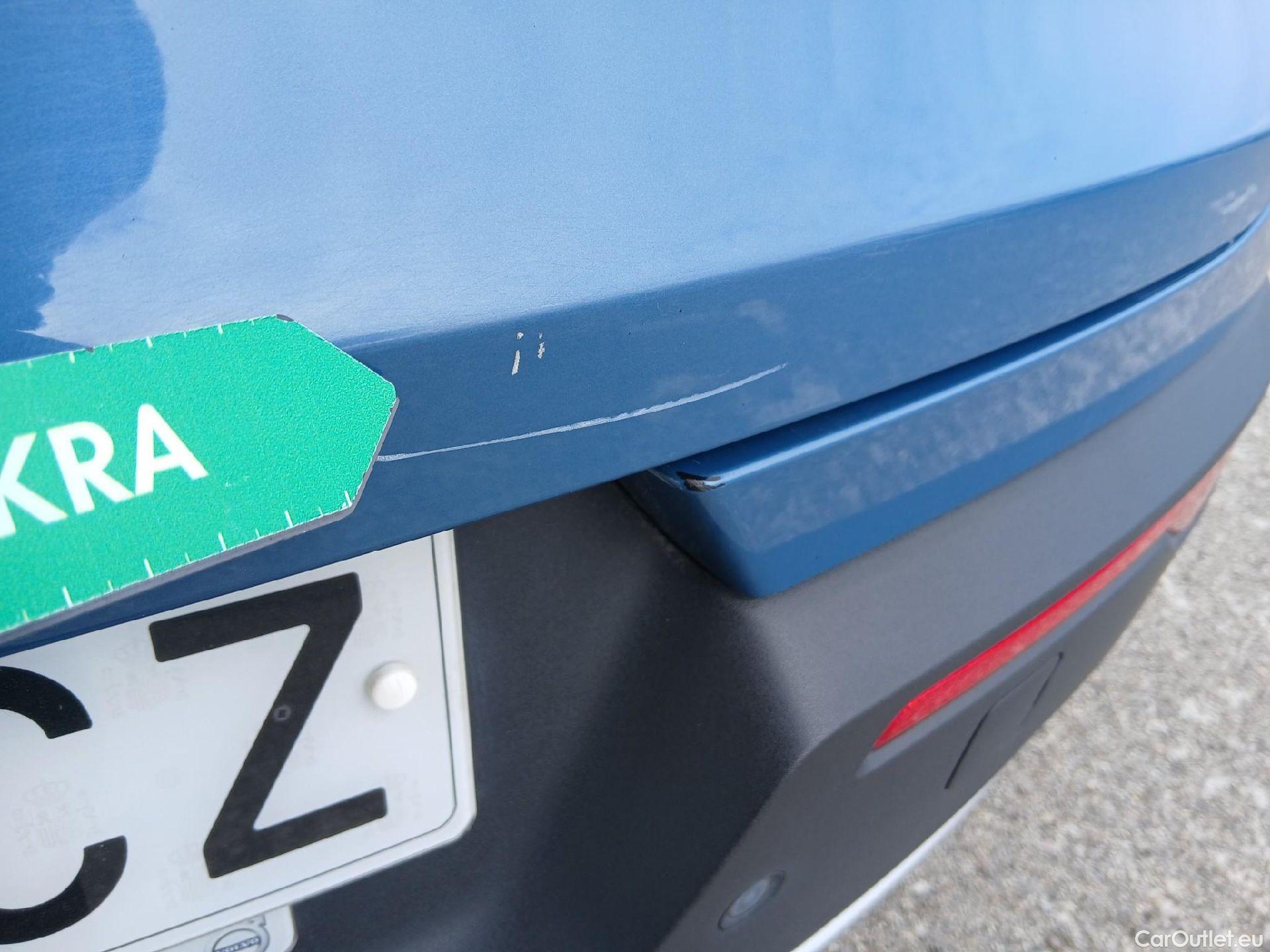  Volvo  XC 40 VOLVO XC40 / 2021 / 5P / todoterreno 2.0 B3 G Core Auto #14