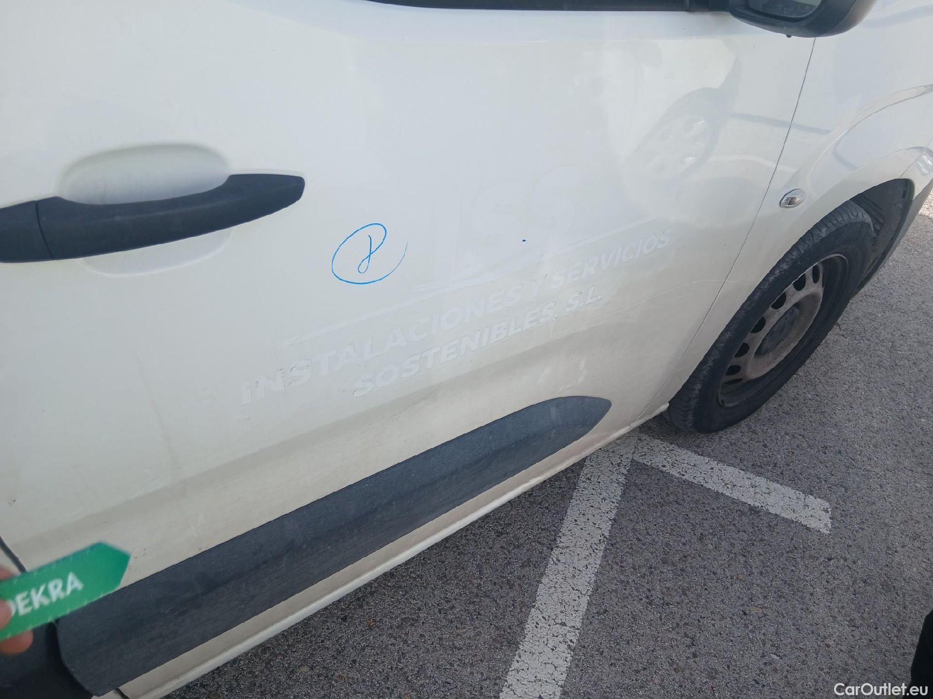  Citroen  Berlingo CITROEN  COMBI Talla M BlueHDi 100 S&S LIVE #32