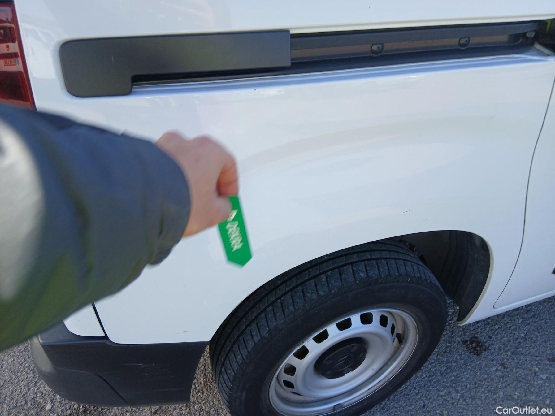  Citroen  Berlingo CITROEN  / 2018 / 3P / furgón derivado de turismo Talla M BlueHDi 73kW CONTROL (AC) #26