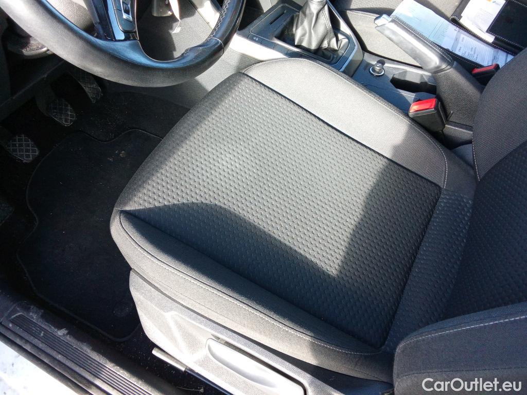  Volkswagen  Polo VOLKSWAGEN  / 2017 / 5P / berlina con portón Advanced 1.0 TSI 70kW (95CV) (CX)  #1