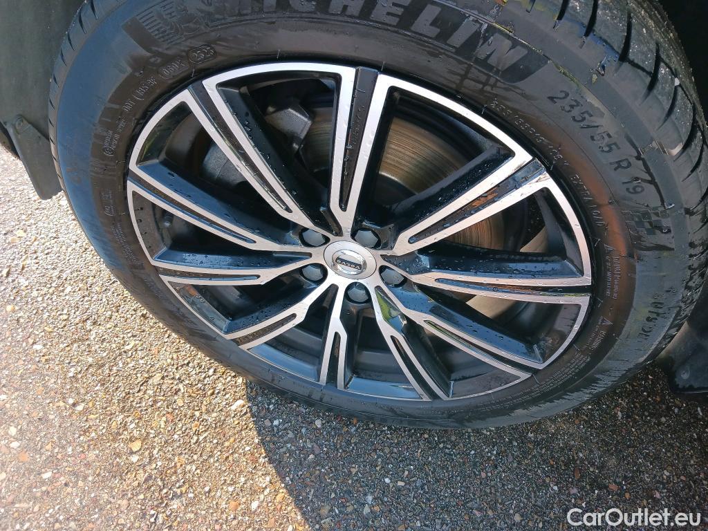 Volvo  XC60 VOLVO  / 2017 / 5P / todoterreno 2.0 B4 D AWD Inscription Auto #3