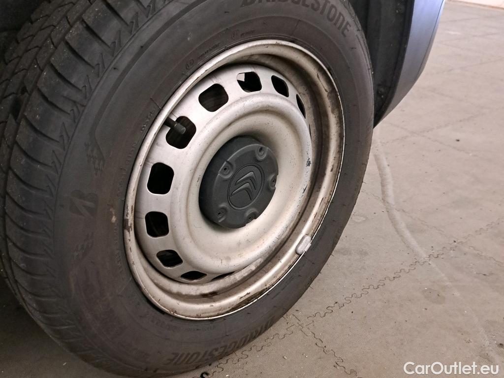  Citroen  Berlingo CITROEN  / 2018 / 3P / furgón derivado de turismo Talla M BlueHDi 100 CONTROL (AC2) #91