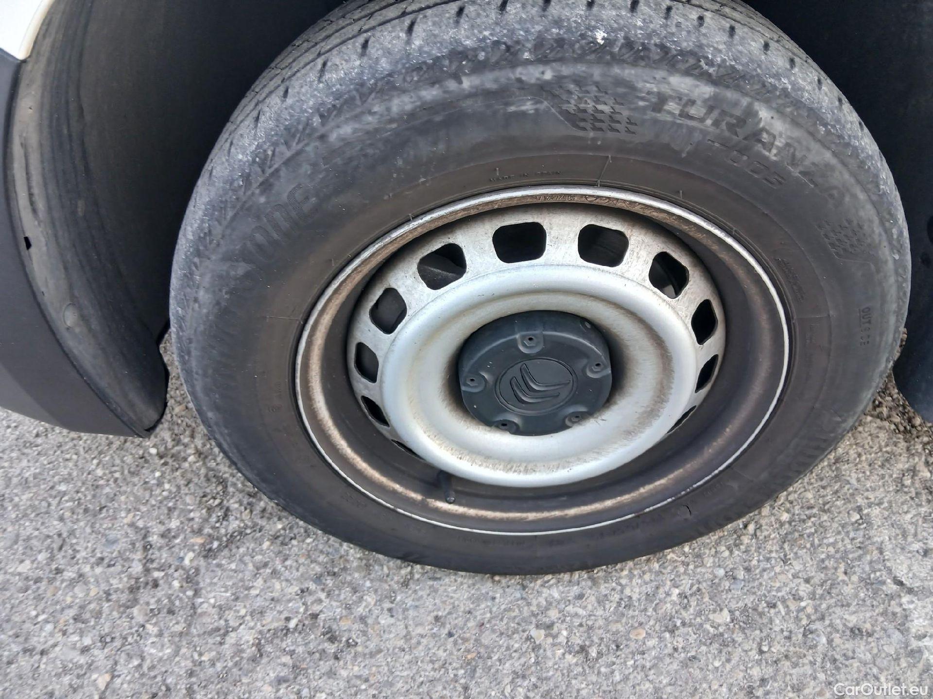  Citroen  Berlingo CITROEN  / 2018 / 3P / furgón derivado de turismo Talla M BlueHDi 73kW CONTROL (AC) #5