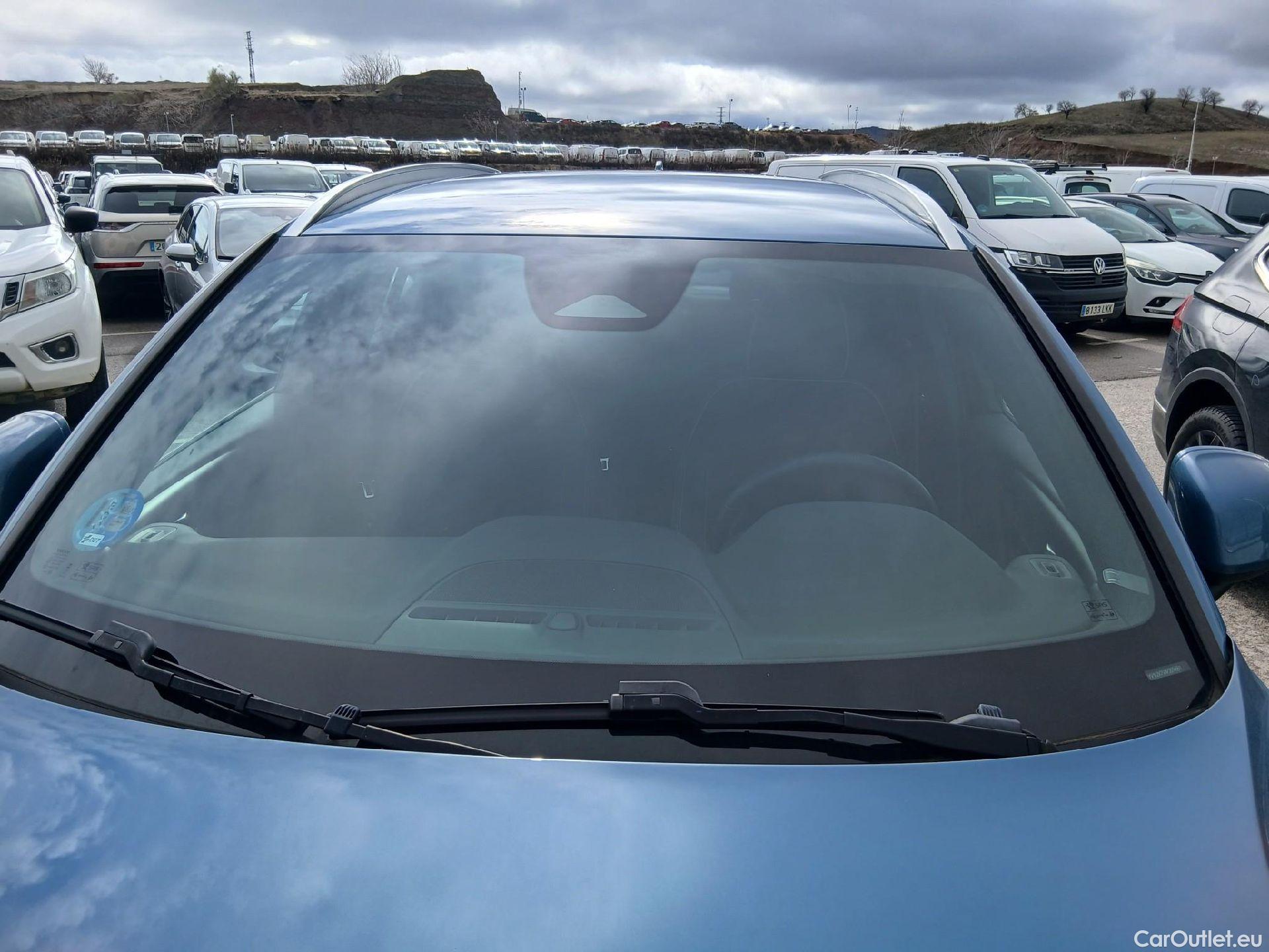  Volvo  XC 40 VOLVO XC40 / 2021 / 5P / todoterreno 2.0 B3 G Core Auto #1