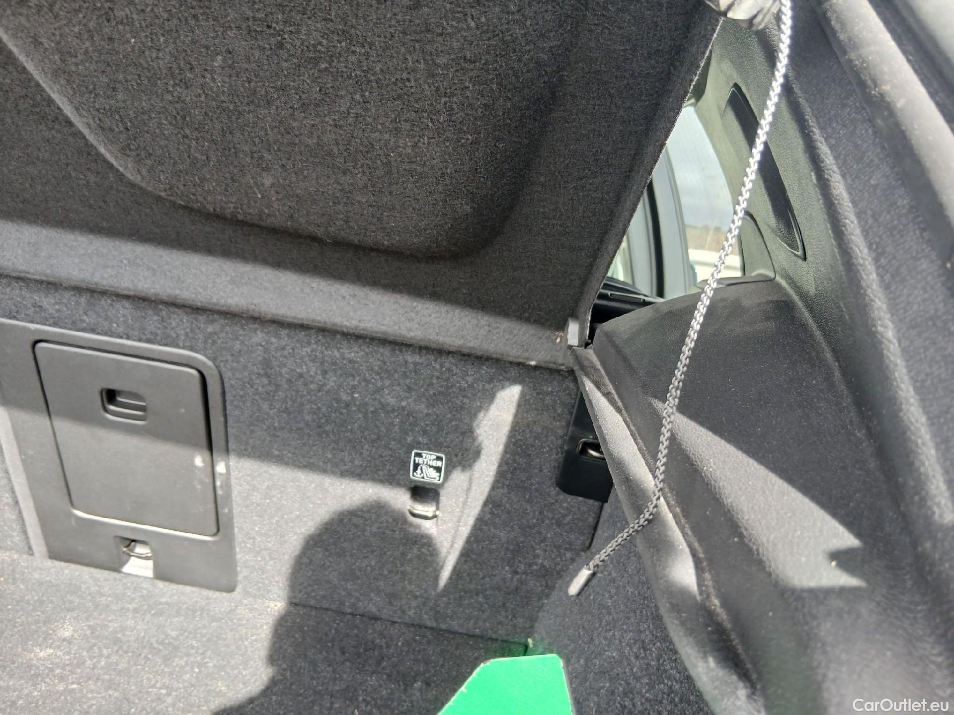  Volvo  XC 40 VOLVO XC40 / 2021 / 5P / todoterreno 2.0 B3 G Core Auto #21