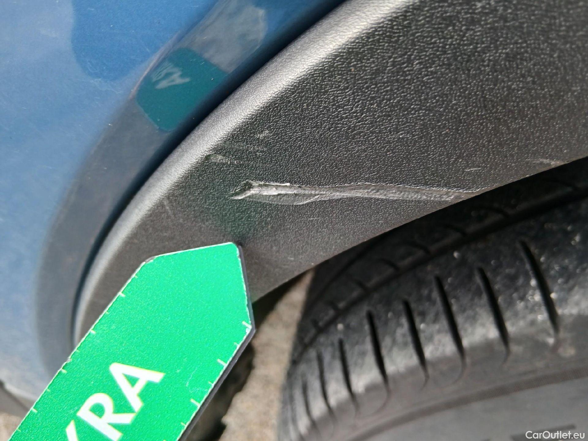  Volvo  XC 40 VOLVO XC40 / 2021 / 5P / todoterreno 2.0 B3 G Core Auto #29