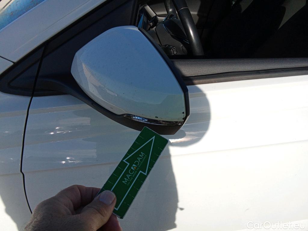  Volkswagen  Polo VOLKSWAGEN  / 2017 / 5P / berlina con portón Advanced 1.0 TSI 70kW (95CV) (CX)  #18