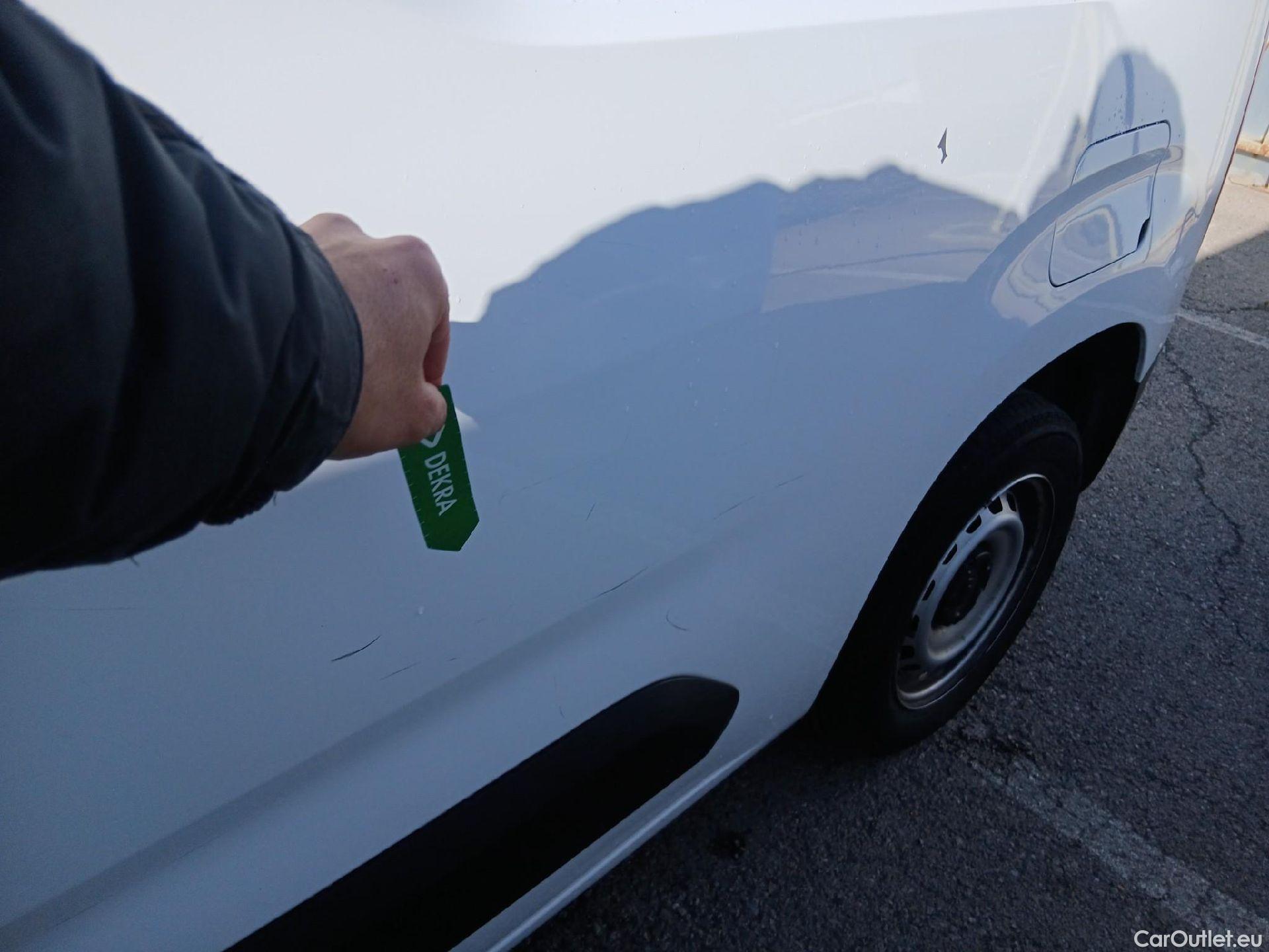  Citroen  Berlingo CITROEN  / 2018 / 3P / furgón derivado de turismo Talla M BlueHDi 73kW CONTROL (AC) #15