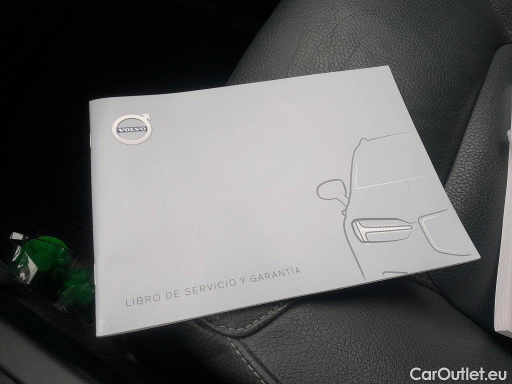  Volvo  XC90 VOLVO  / 2019 / 5P / todoterreno 2.0 B5 D AWD Momentum Pro Auto #24