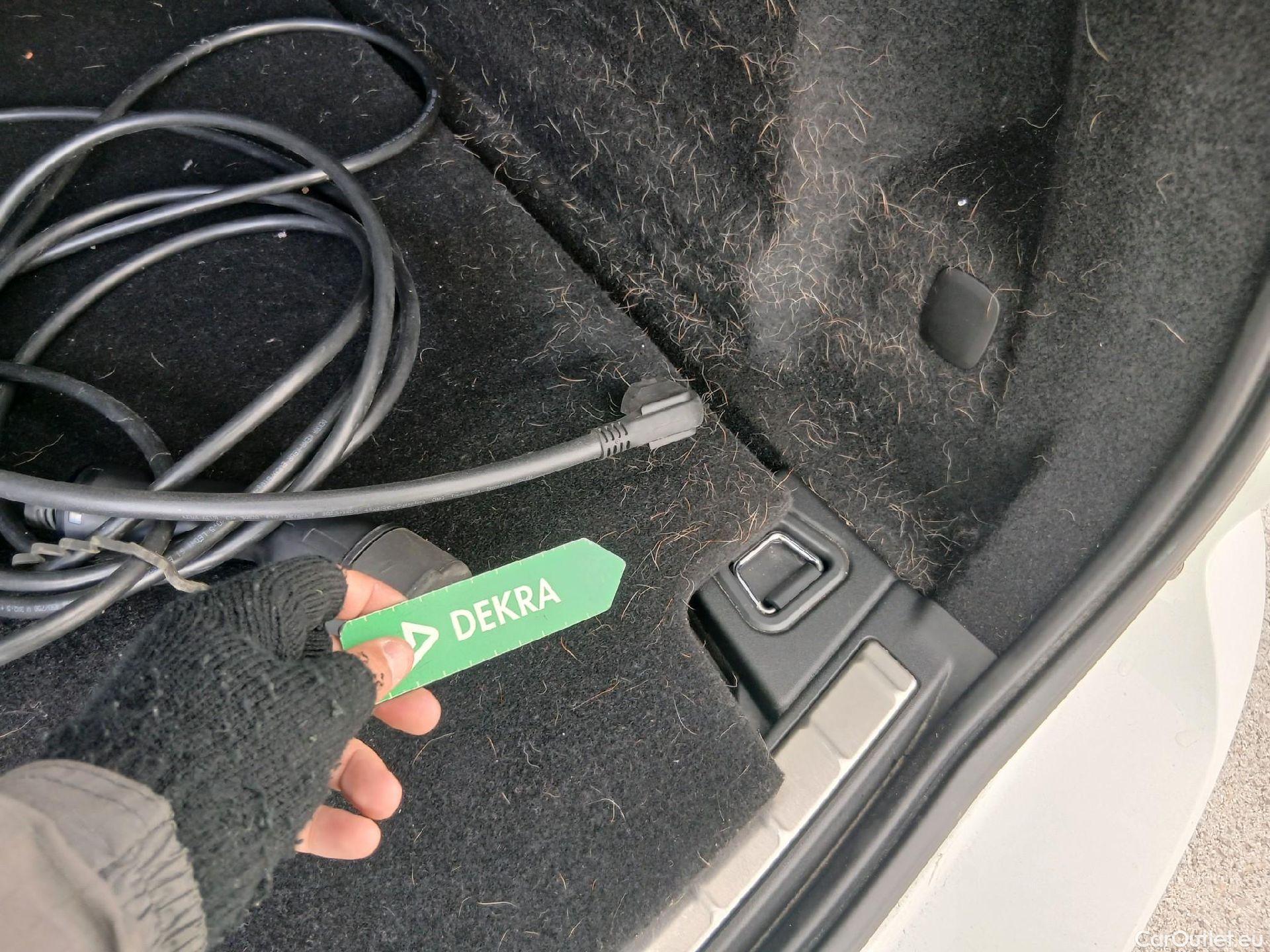  Volvo  XC60 VOLVO  / 2017 / 5P / todoterreno 2.0 T6 AWD Recharge Inscription Exp Auto #8