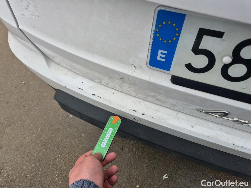  Seat  Arona  Style Special Edition 1.0 TSI 115CV MT6 6E #10