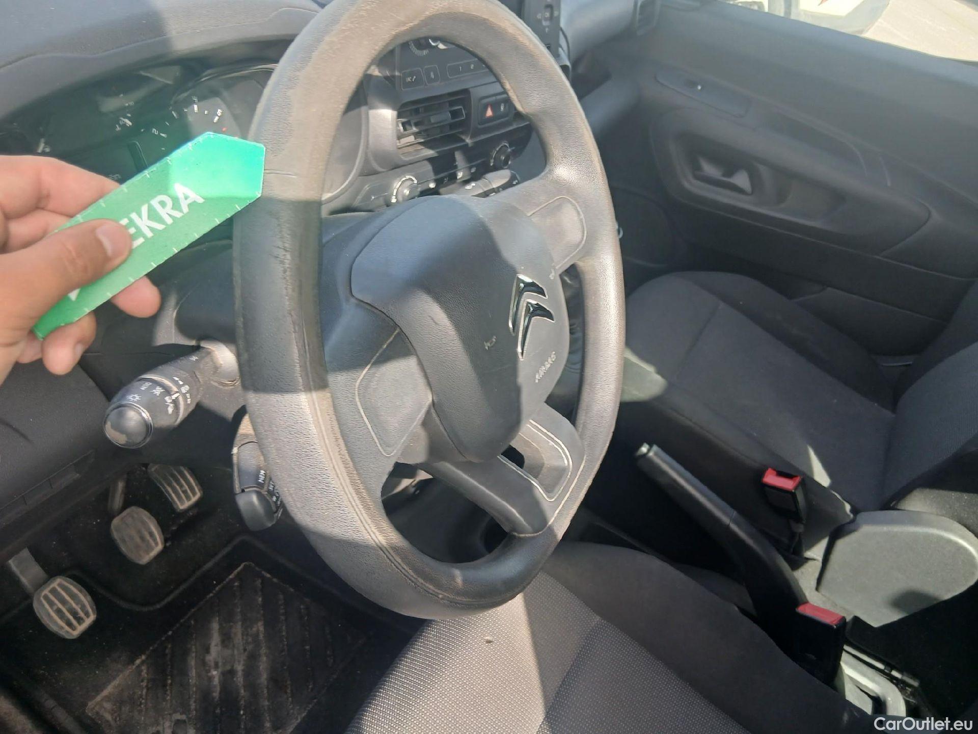  Citroen  Berlingo CITROEN  COMBI Talla M BlueHDi 100 S&S LIVE #9