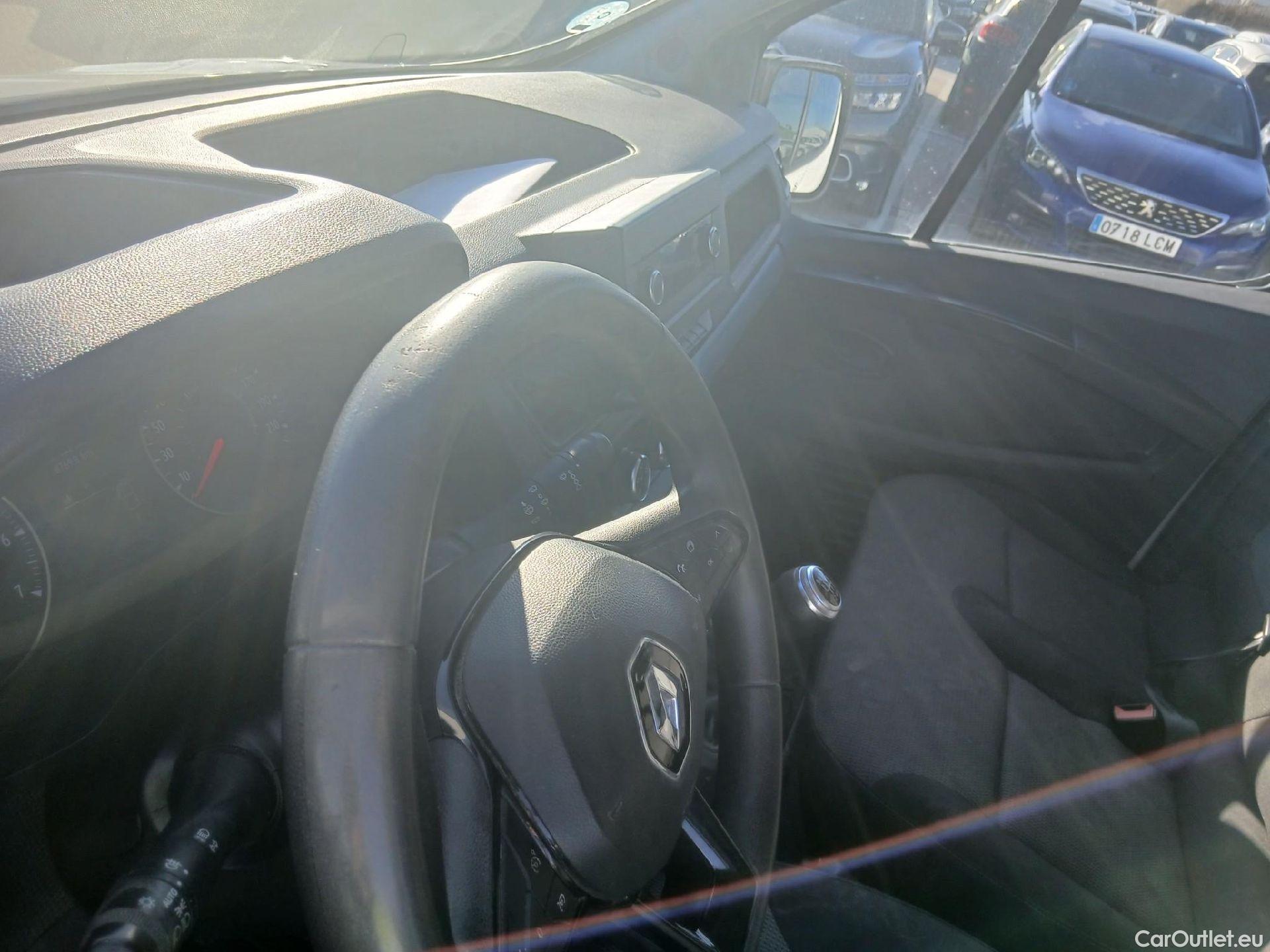  Renault  Trafic RENAULT  / 2021 / 4P / furgón Furgón L1H1 Blue dCi 96 Kw (130 CV) CUA #10