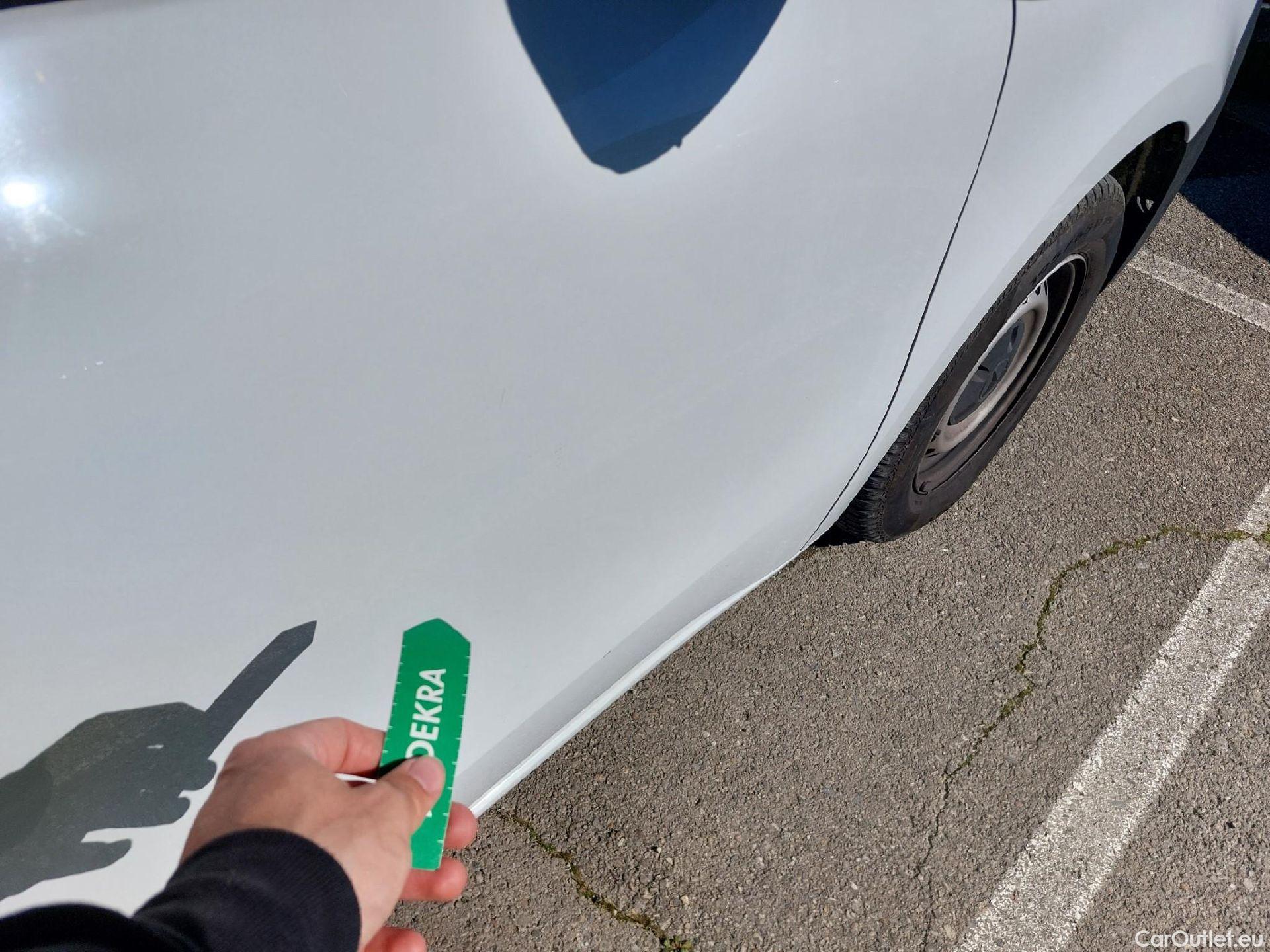  Mercedes  Citan MERCEDES-BENZ  / 2021 / 4P / furgón derivado de turismo 108 CDI 55kW Furgón Base Largo #9