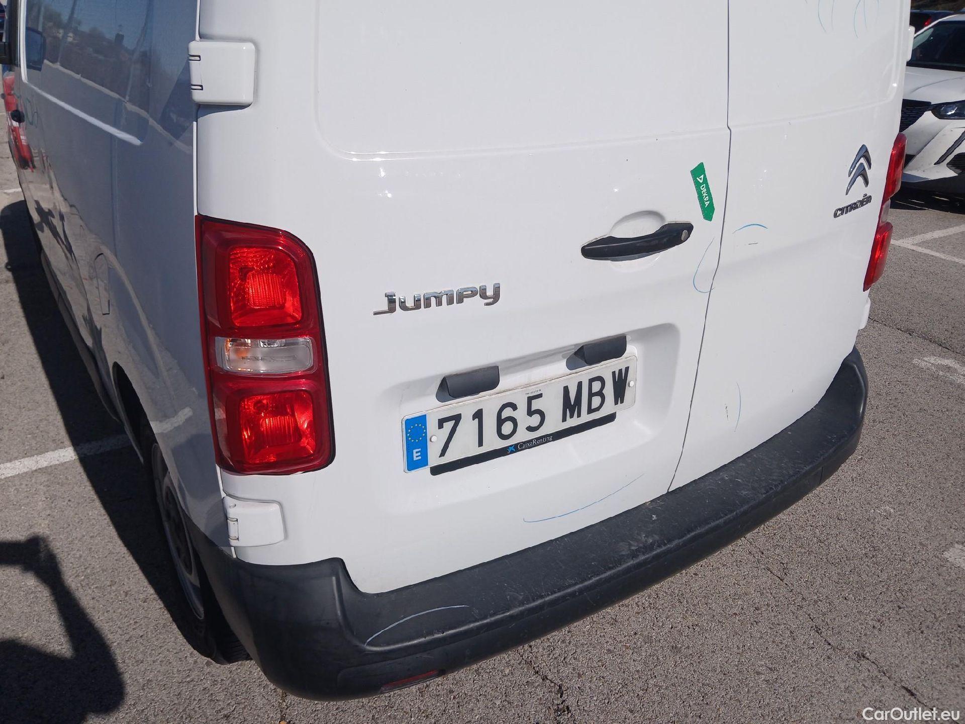  Citroen  Jumpy CITROEN  / 2016 / 4P / furgón Talla M BlueHDi 120 S&S 6v Control #30