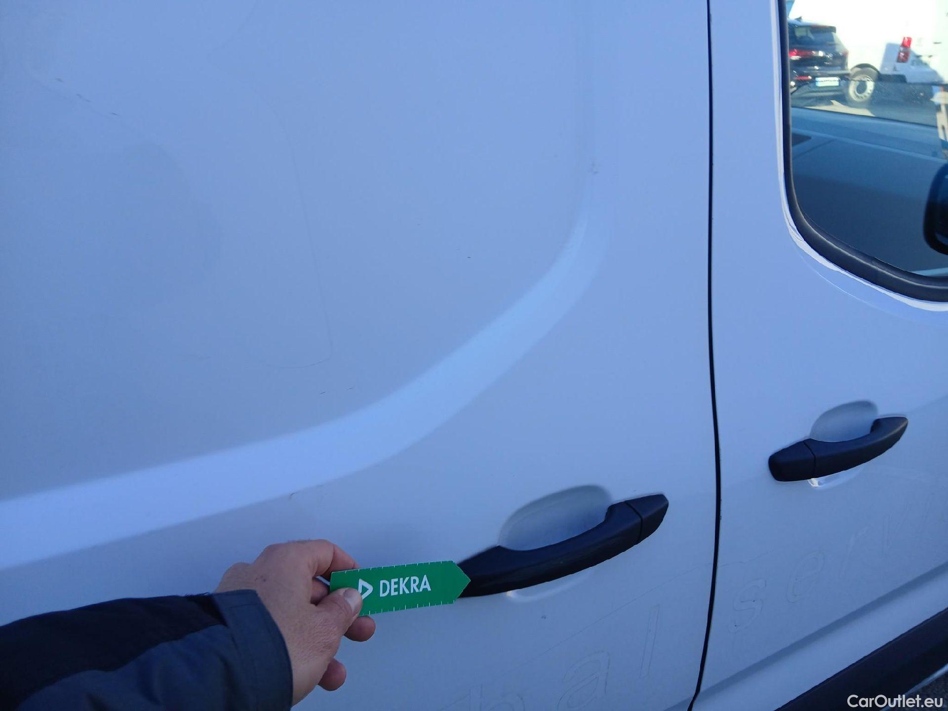  Opel  Combo OPEL  / 2018 / 3P / furgón derivado de turismo 1.5 TD 75kW (100CV) Express L H1 650kg #34