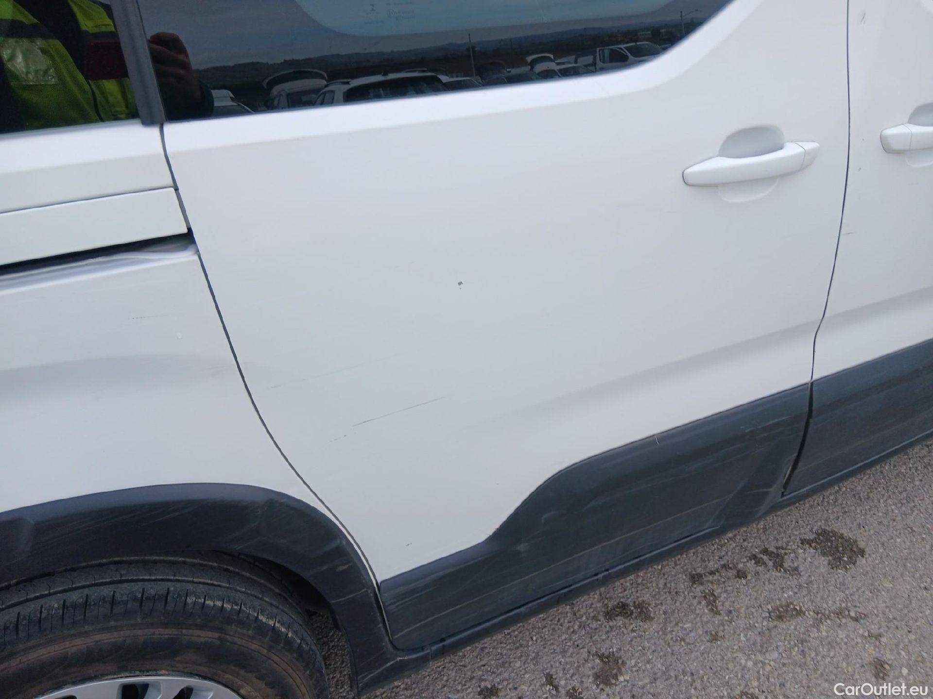  Peugeot  RIFTER PEUGEOT  / 2018 / 4P / combi Active Standard BlueHDi 73kW (IND) #39