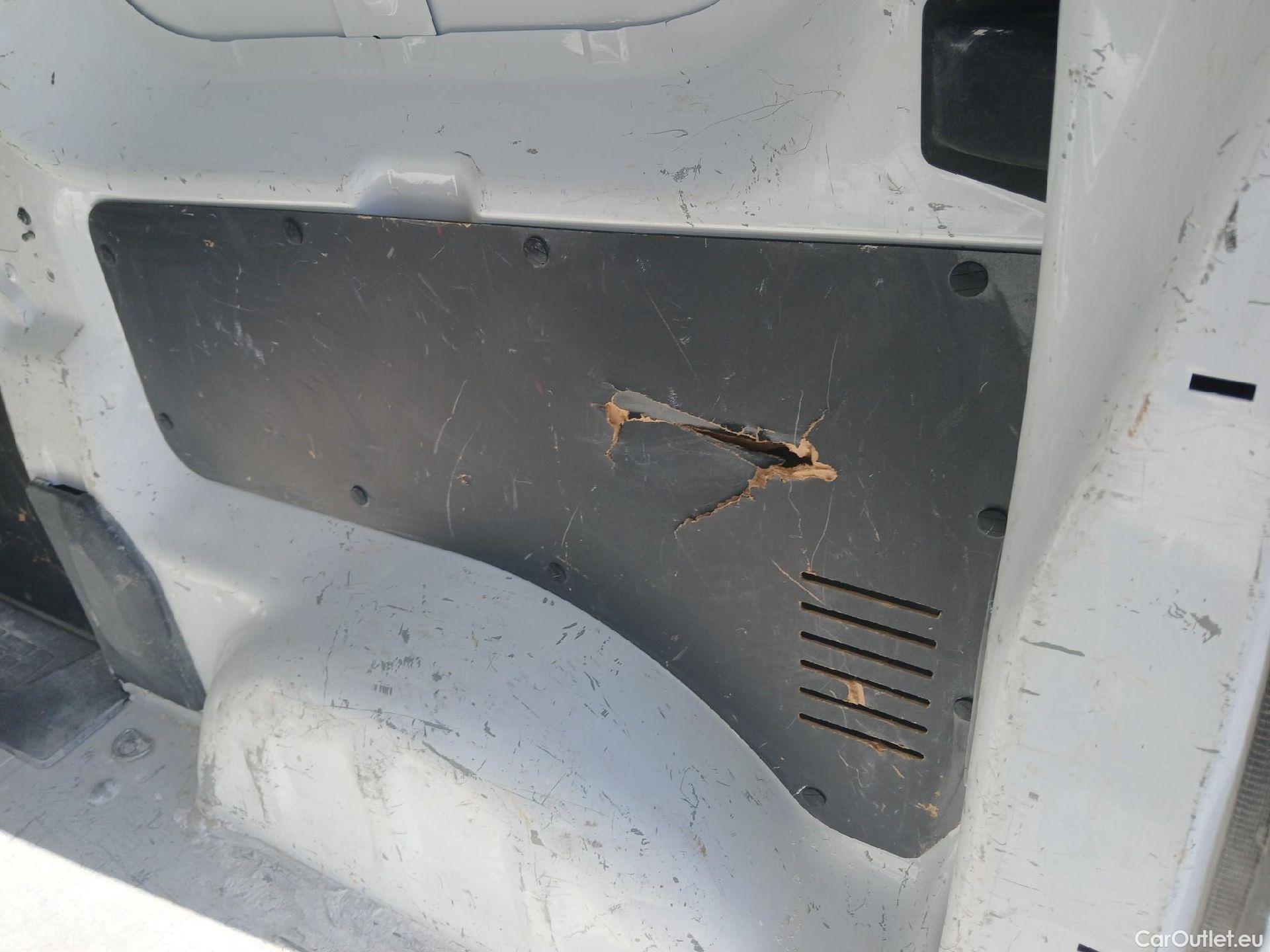  Citroen  Jumpy CITROEN  / 2016 / 4P / furgón Talla M BlueHDi 120 S&S 6v Control #12