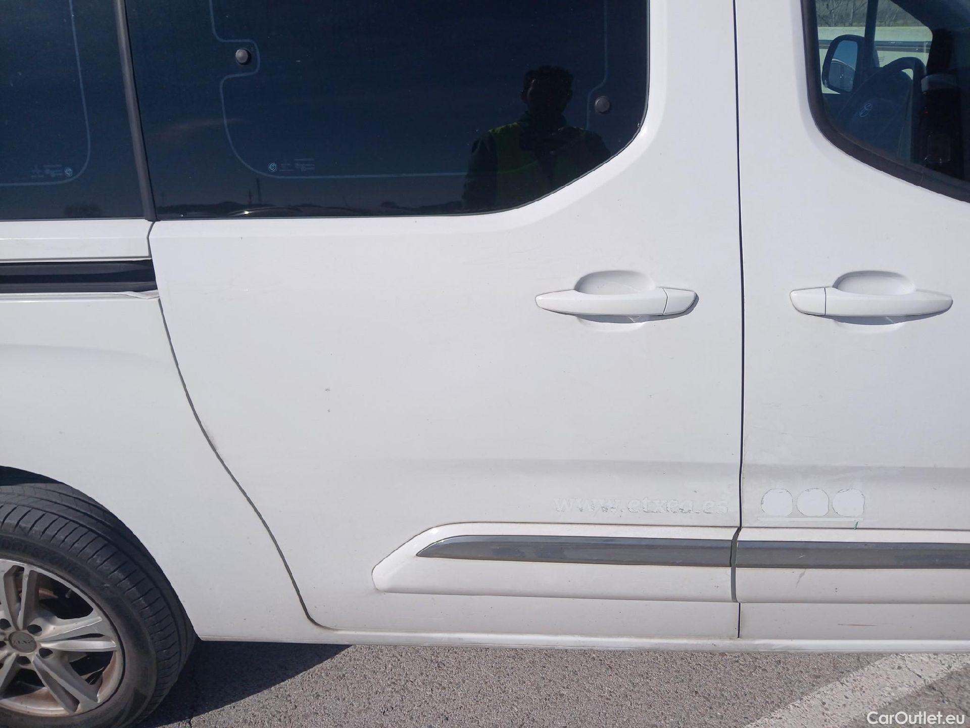  Toyota  Proace TOYOTA  City / 2020 / 5P / combi 1.5D 96kW (130CV) VX L2 7 PLAZAS #31