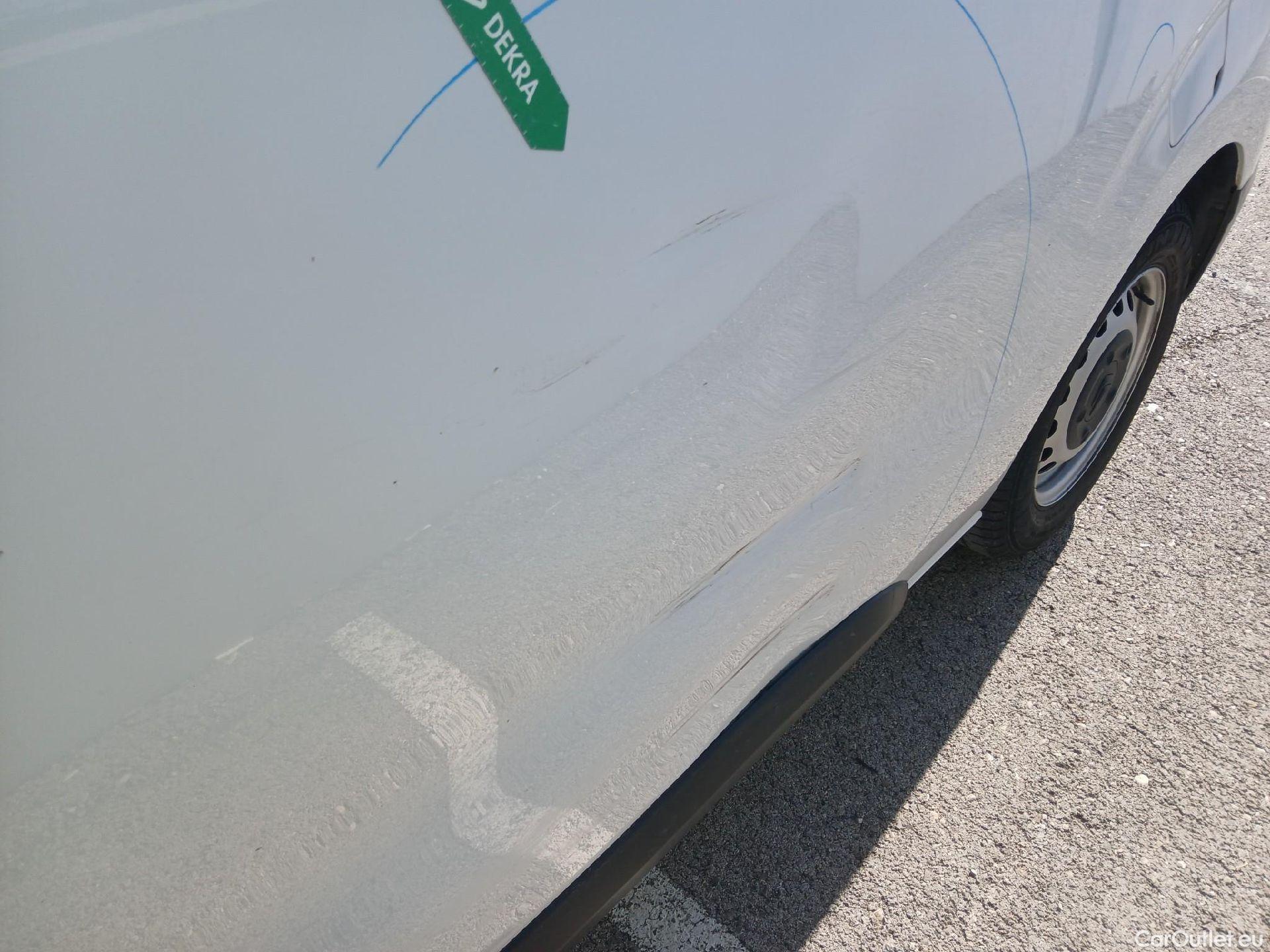  Citroen  Jumpy CITROEN  / 2016 / 4P / furgón Talla M BlueHDi 120 S&S 6v Control #25