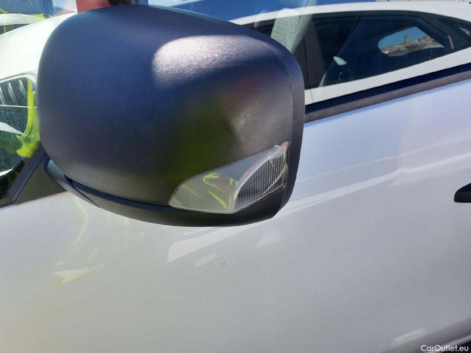  Mercedes  Citan MERCEDES-BENZ  / 2021 / 4P / furgón derivado de turismo 108 CDI 55kW Furgón Base Largo #4