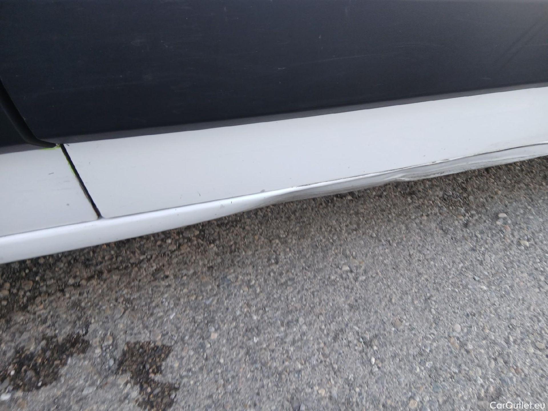  Opel  Combo OPEL  / 2018 / 3P / furgón derivado de turismo 1.5 TD 75kW (100CV) Express L H1 650kg #38