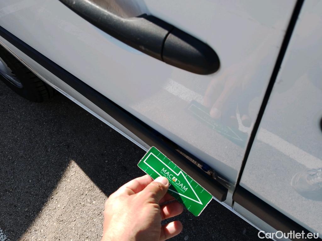  Renault  Kangoo RENAULT  Furgón/2013/3P/furgón derivado de turismo Profesional dCi 55 kW (75 CV) #40