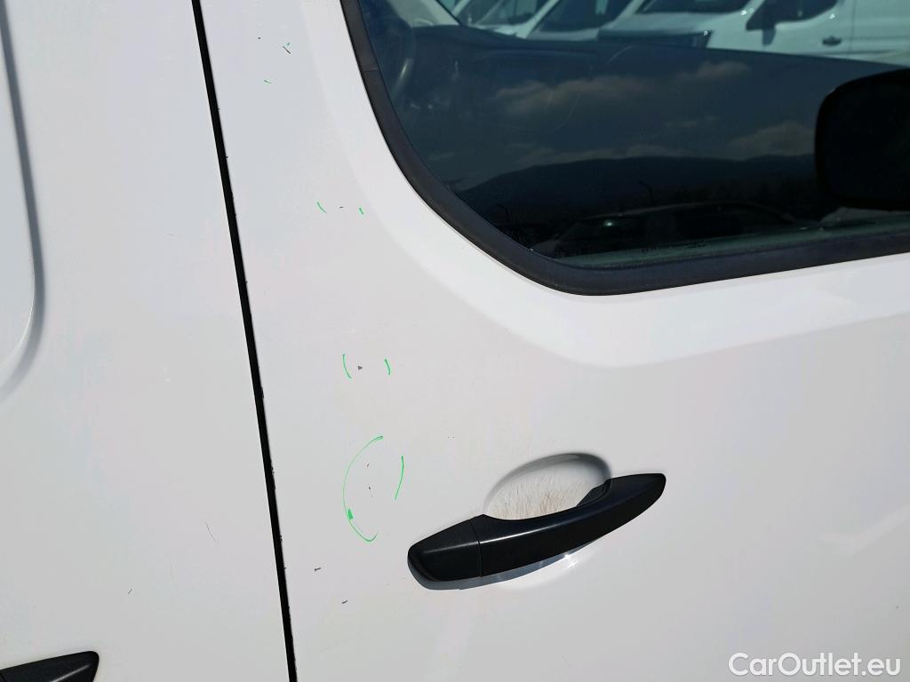  Peugeot  Expert PEUGEOT  / 2016 / 4P / furgón Furgón Premium 1.5 BlueHDi 100 Standard (AC) #30