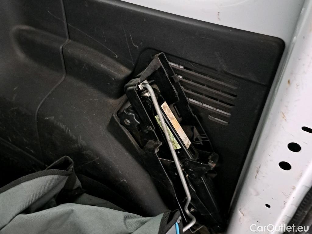  Renault  Kangoo RENAULT  Z.E./2013/4P/furgón derivado de turismo Maxi Z.E. 5 plazas #46