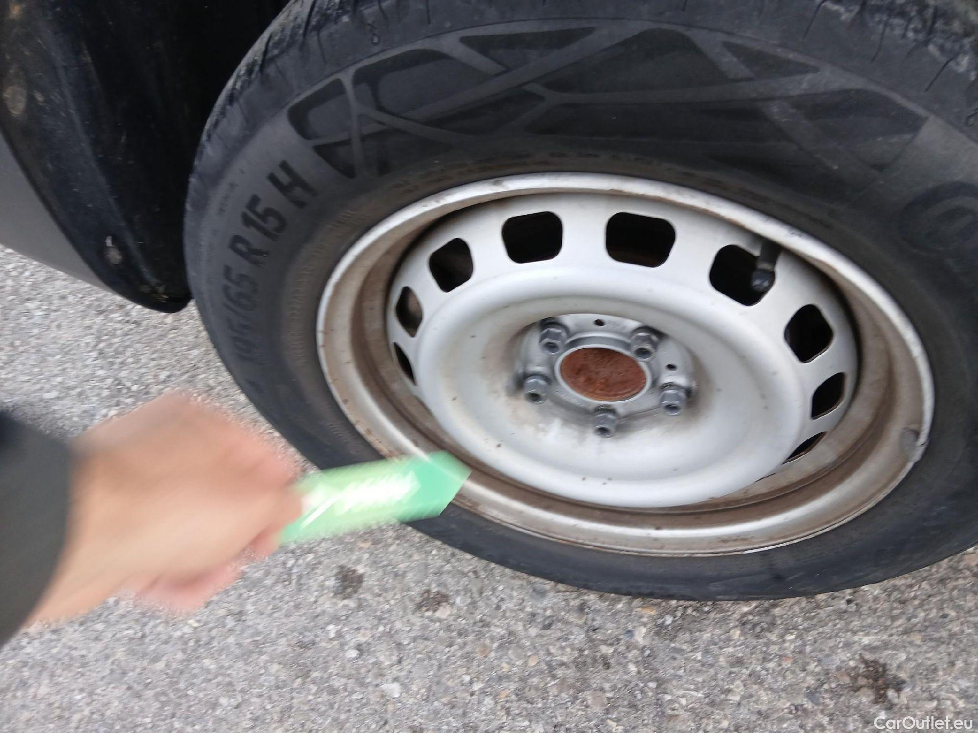  Opel  Combo OPEL  / 2018 / 3P / furgón derivado de turismo 1.5 TD 75kW (100CV) Express L H1 650kg #28