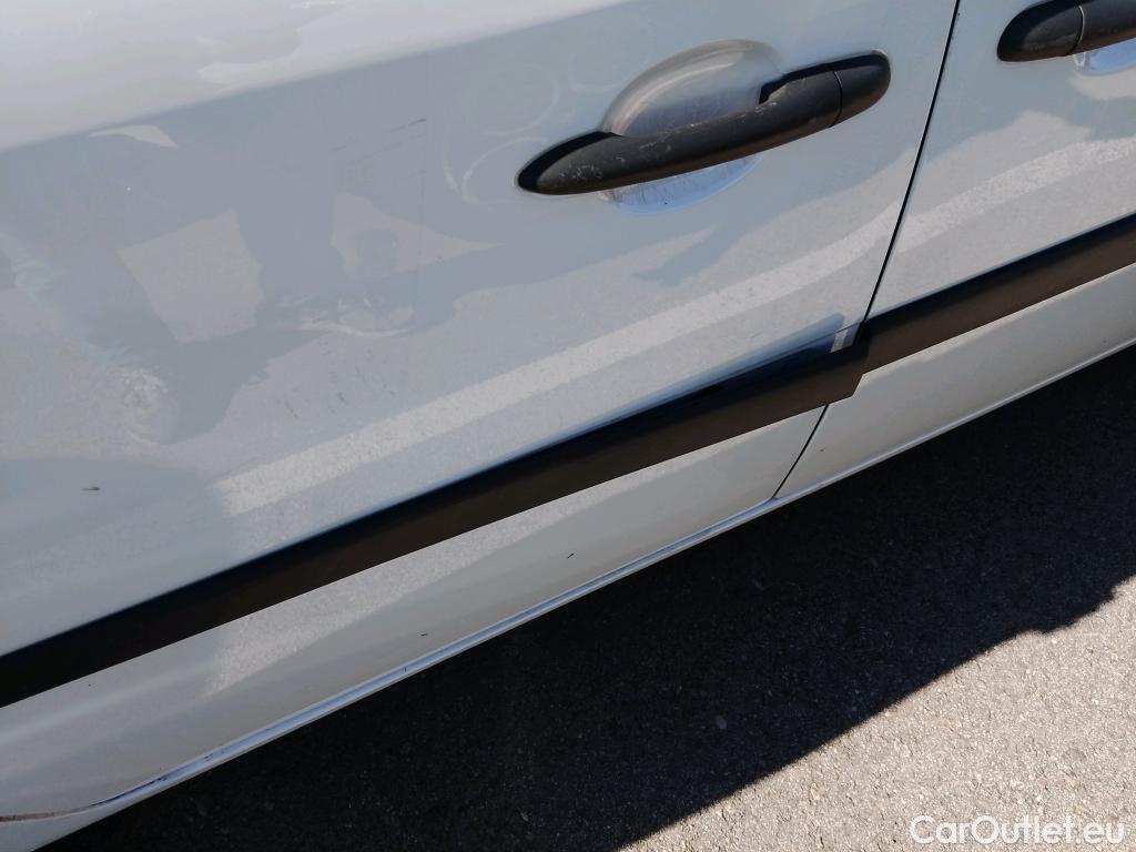  Renault  Kangoo RENAULT  Furgón/2013/3P/furgón derivado de turismo Profesional dCi 55 kW (75 CV) #39