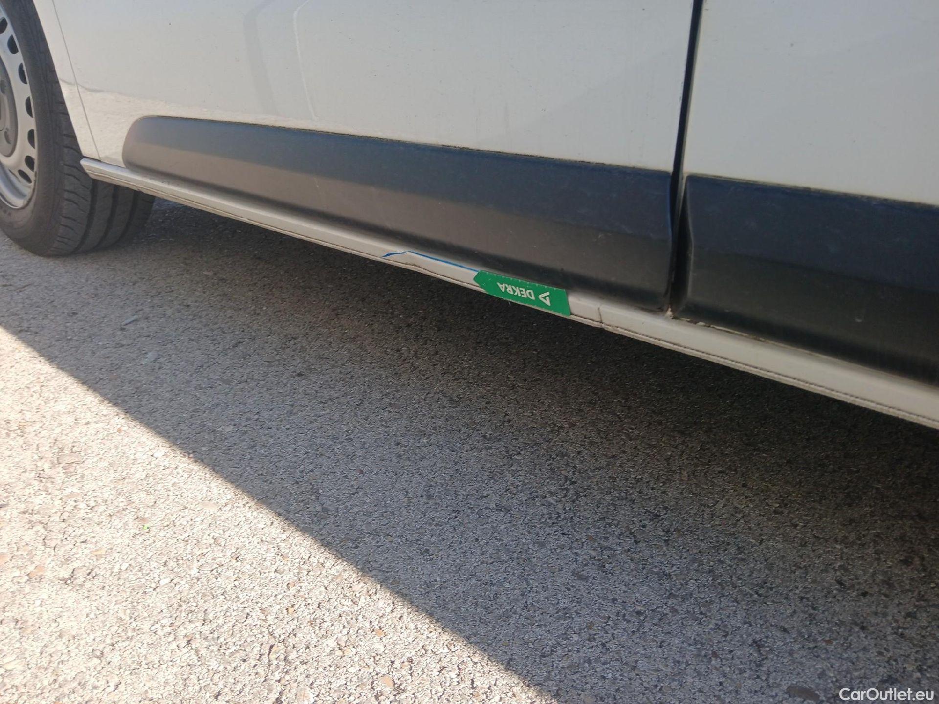  Citroen  Jumpy CITROEN  / 2016 / 4P / furgón Talla M BlueHDi 120 S&S 6v Control #22