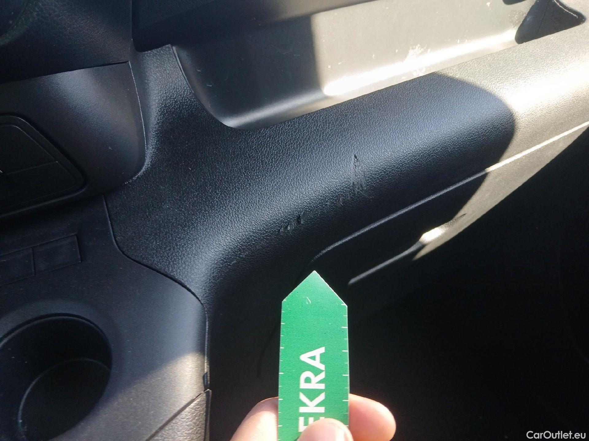  Toyota  Proace TOYOTA  City / 2020 / 5P / combi 1.5D 96kW (130CV) VX L2 7 PLAZAS #1