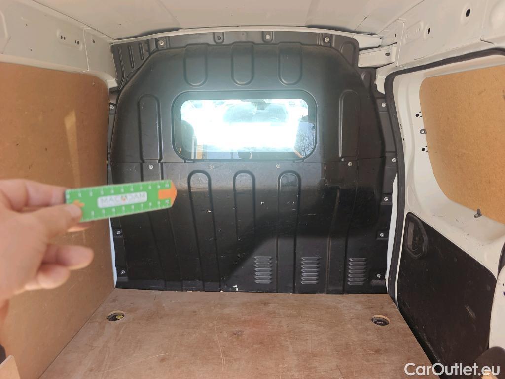  Renault  EXPRESS RENAULT  / 2021 / 4P / furgón derivado de turismo Confort 1.5 Blue dCi 55 kW (75 cv) #18