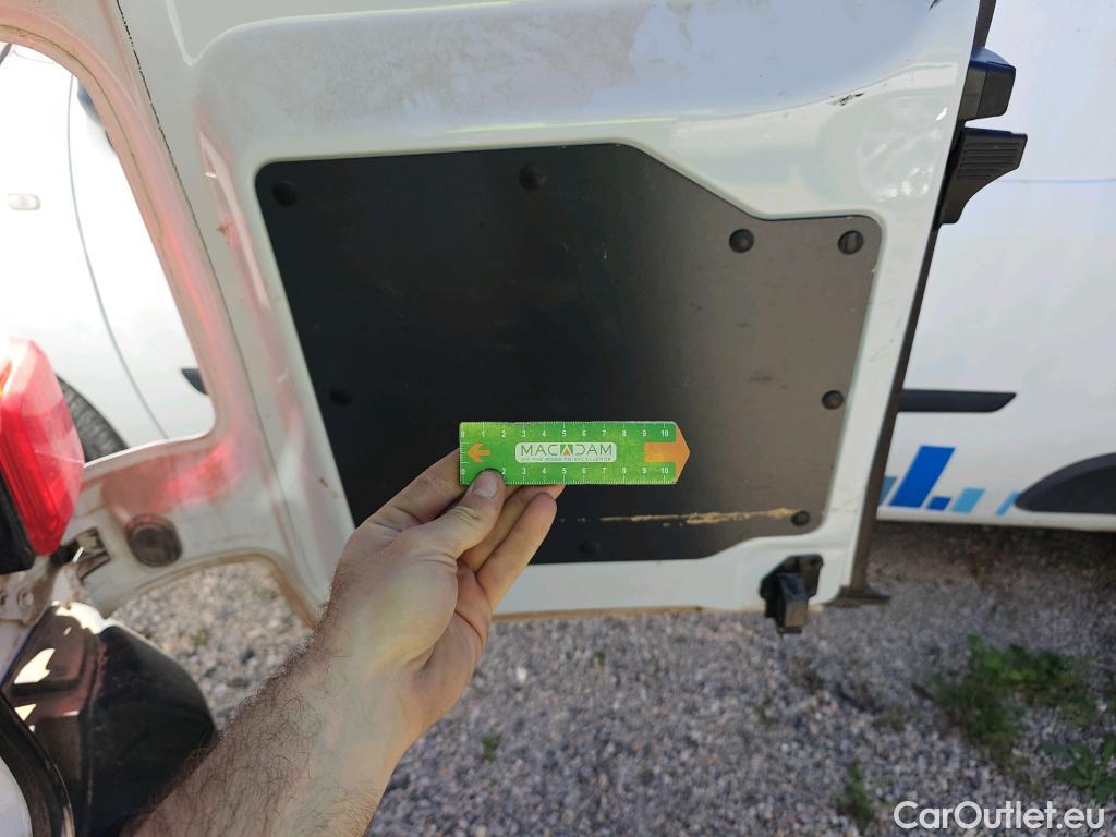  Peugeot  Expert PEUGEOT  / 2016 / 4P / furgón Furgón BlueHDi 100 S&S 6v Long #8