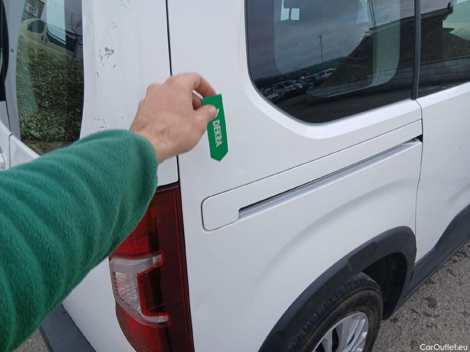  Peugeot  RIFTER PEUGEOT  / 2018 / 4P / combi Active Standard BlueHDi 73kW (IND) #33