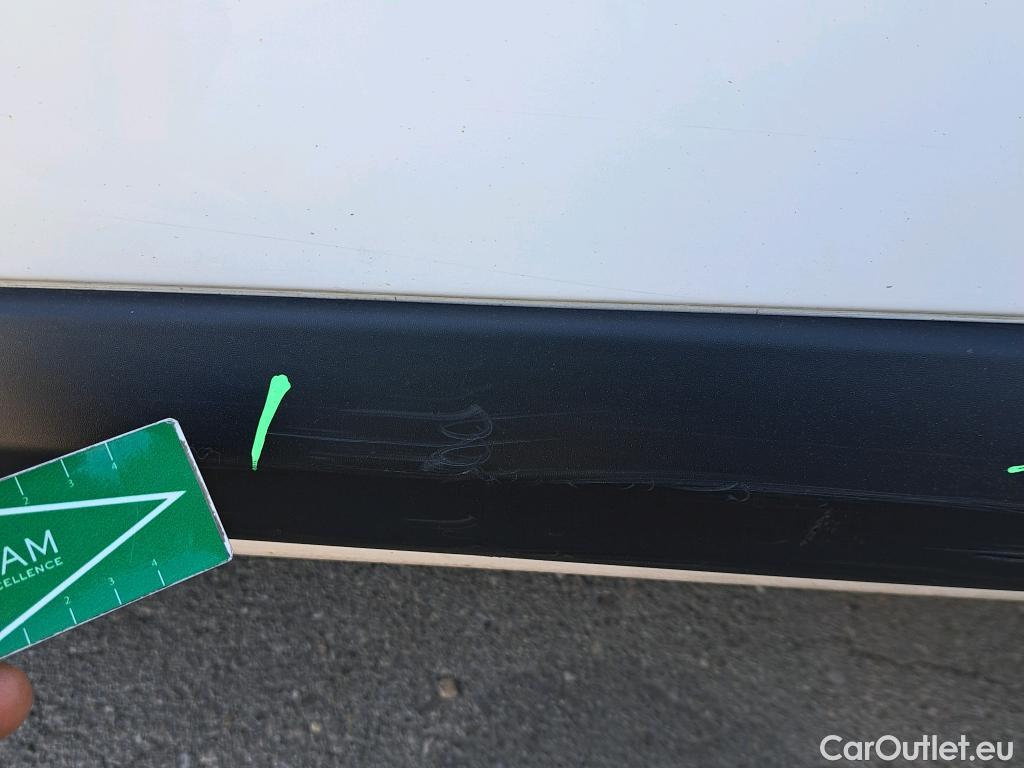  Peugeot  Expert PEUGEOT  / 2016 / 4P / furgón Furgón Premium 1.5 BlueHDi 100 Standard (AC) #37